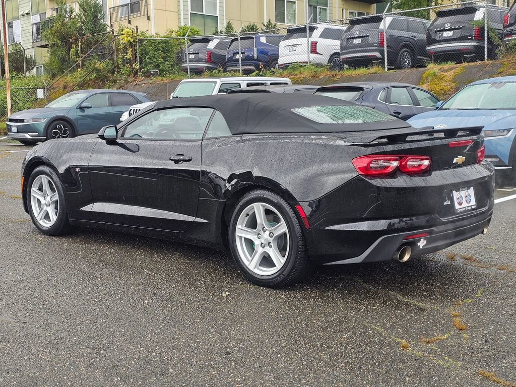 Used 2019 Chevrolet Camaro LT RWD image 6