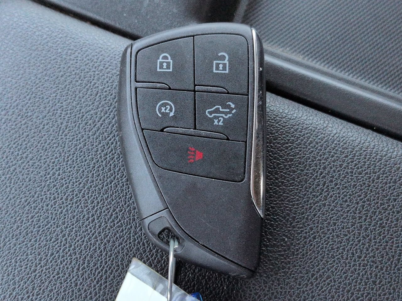 Used 2026 Chevrolet Silverado 1500 LT AWD/4WD image 29