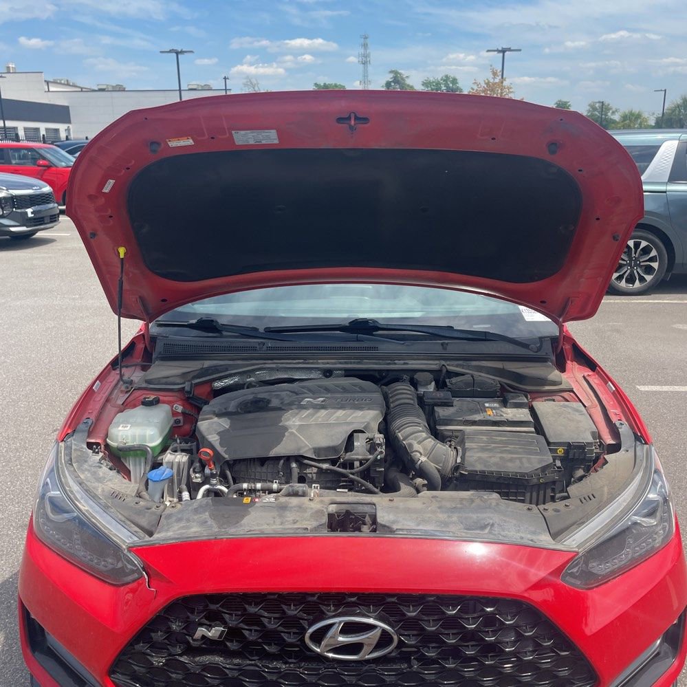 Used 2020 Hyundai Veloster N image 10