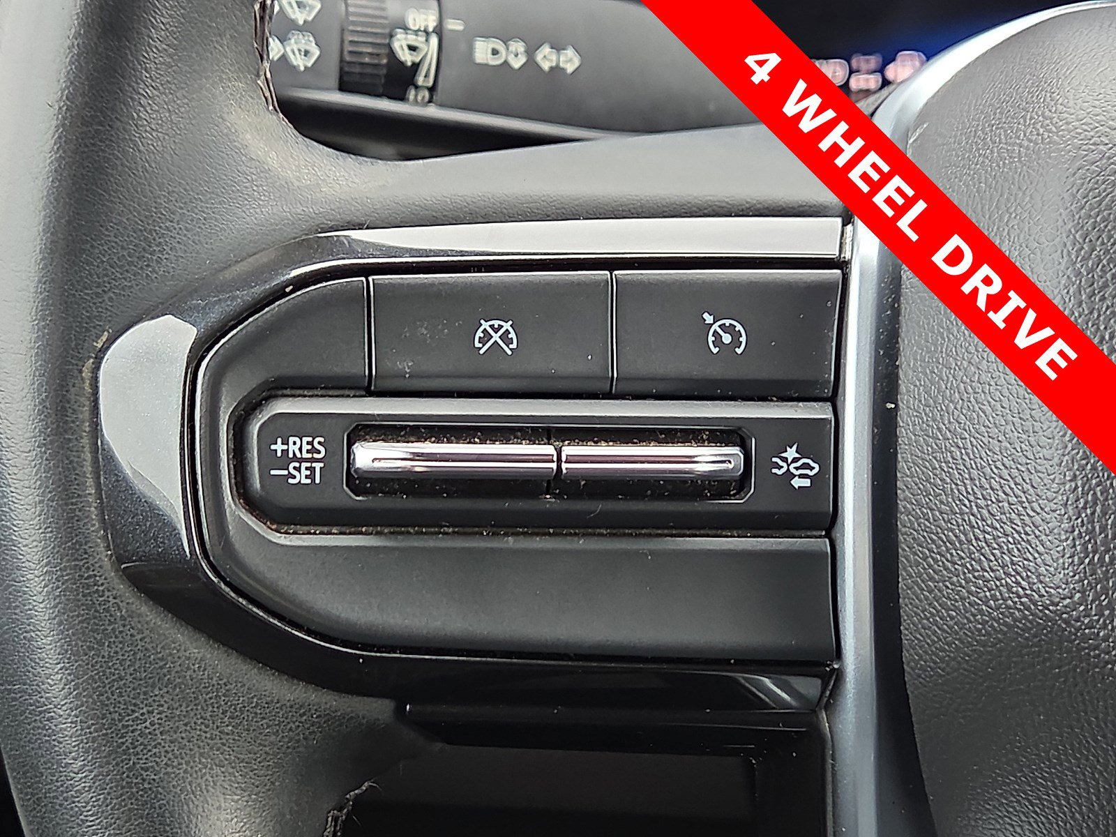 Used 2023 Chevrolet Colorado ZR2 image 21