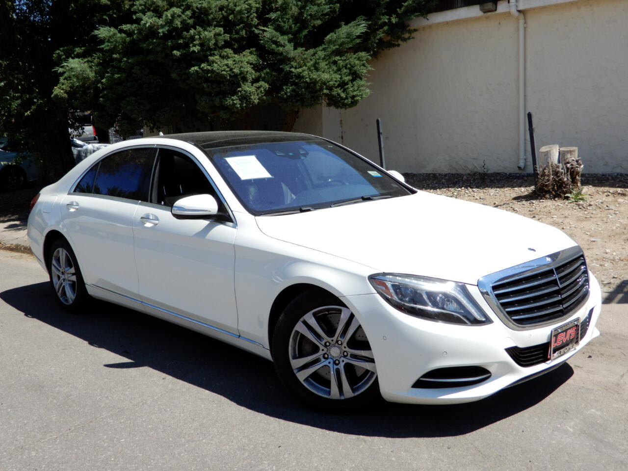 Used 2017 Mercedes-Benz S 550 Sedan image 3