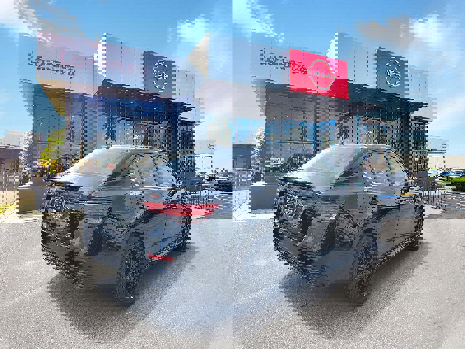 New 2025 Nissan Sentra SR w/ Midnight Edition image 4