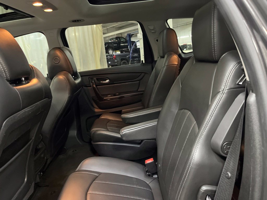 Used 2017 Chevrolet Traverse Premier AWD/4WD image 23