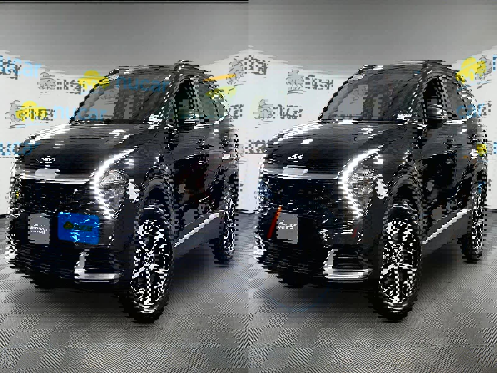Used 2023 Kia Sportage EX w/ EX Premium Package image 3