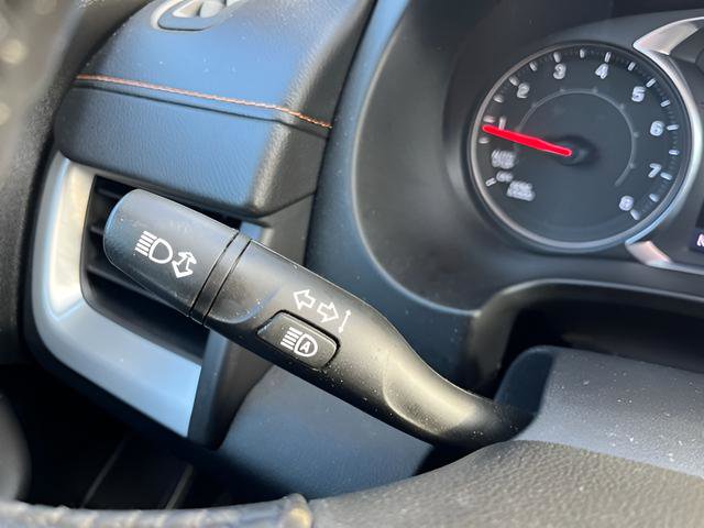 Used 2020 GMC Terrain SLT image 16