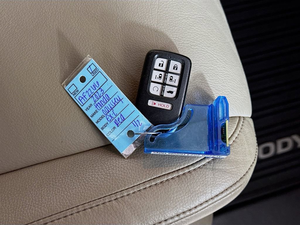 Used 2023 Honda Odyssey EX-L image 35