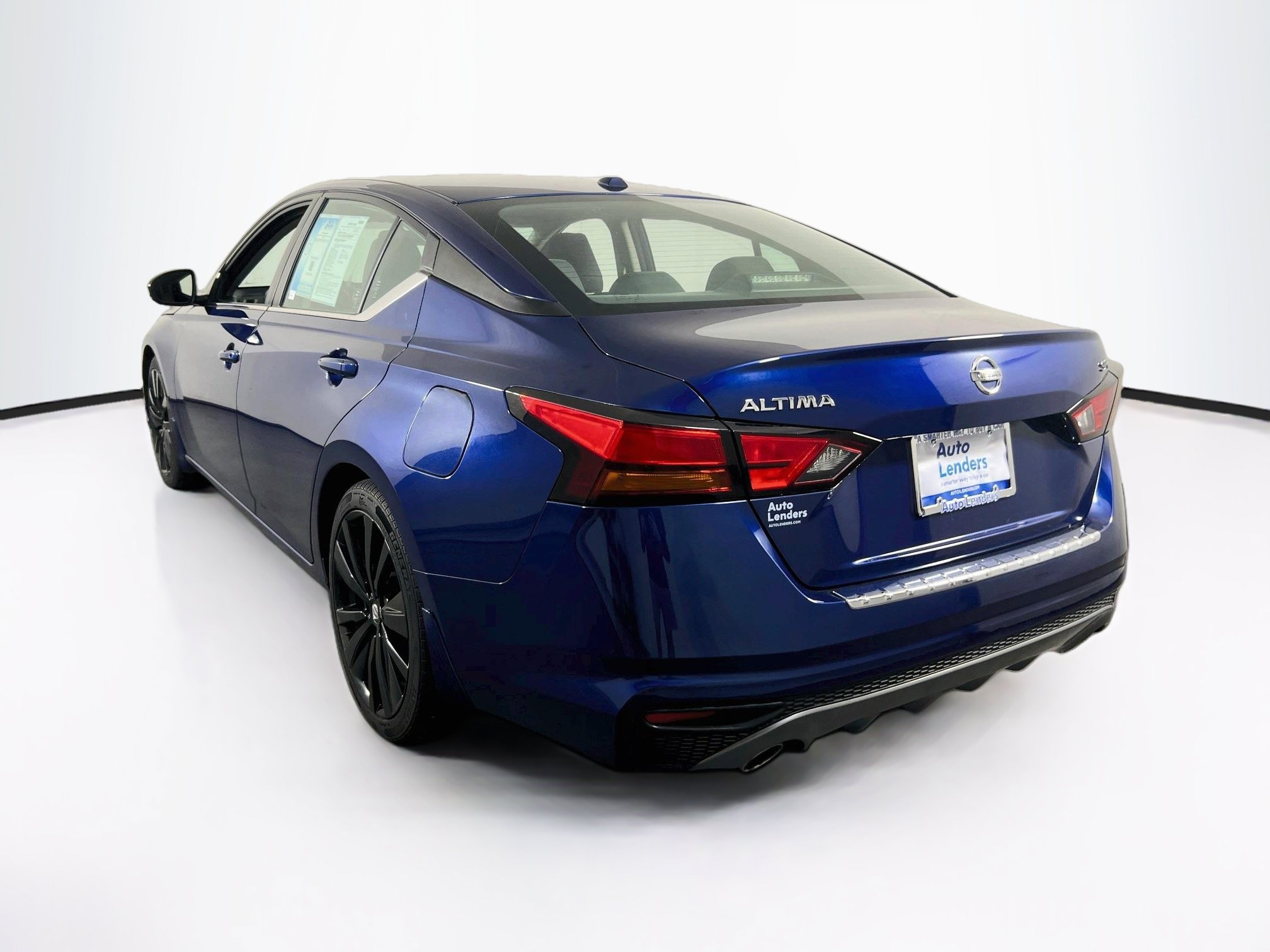 Used 2019 Nissan Altima 2.5 SR w/ SR Premium Package FWD image 7