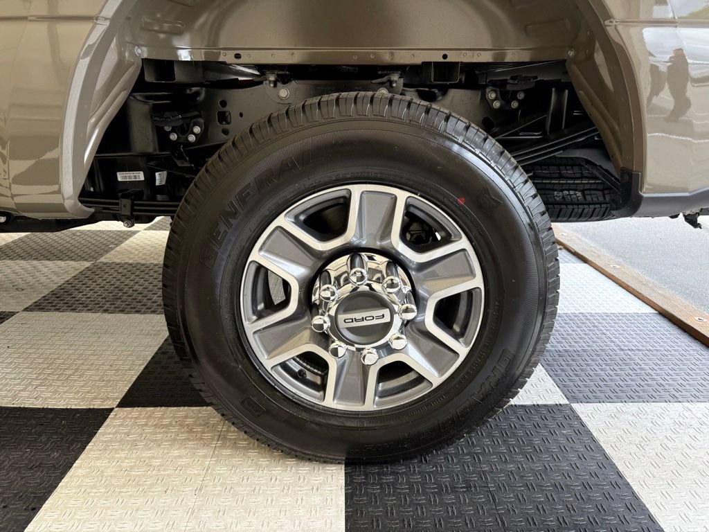 New 2026 Ford F350 Lariat AWD/4WD image 11