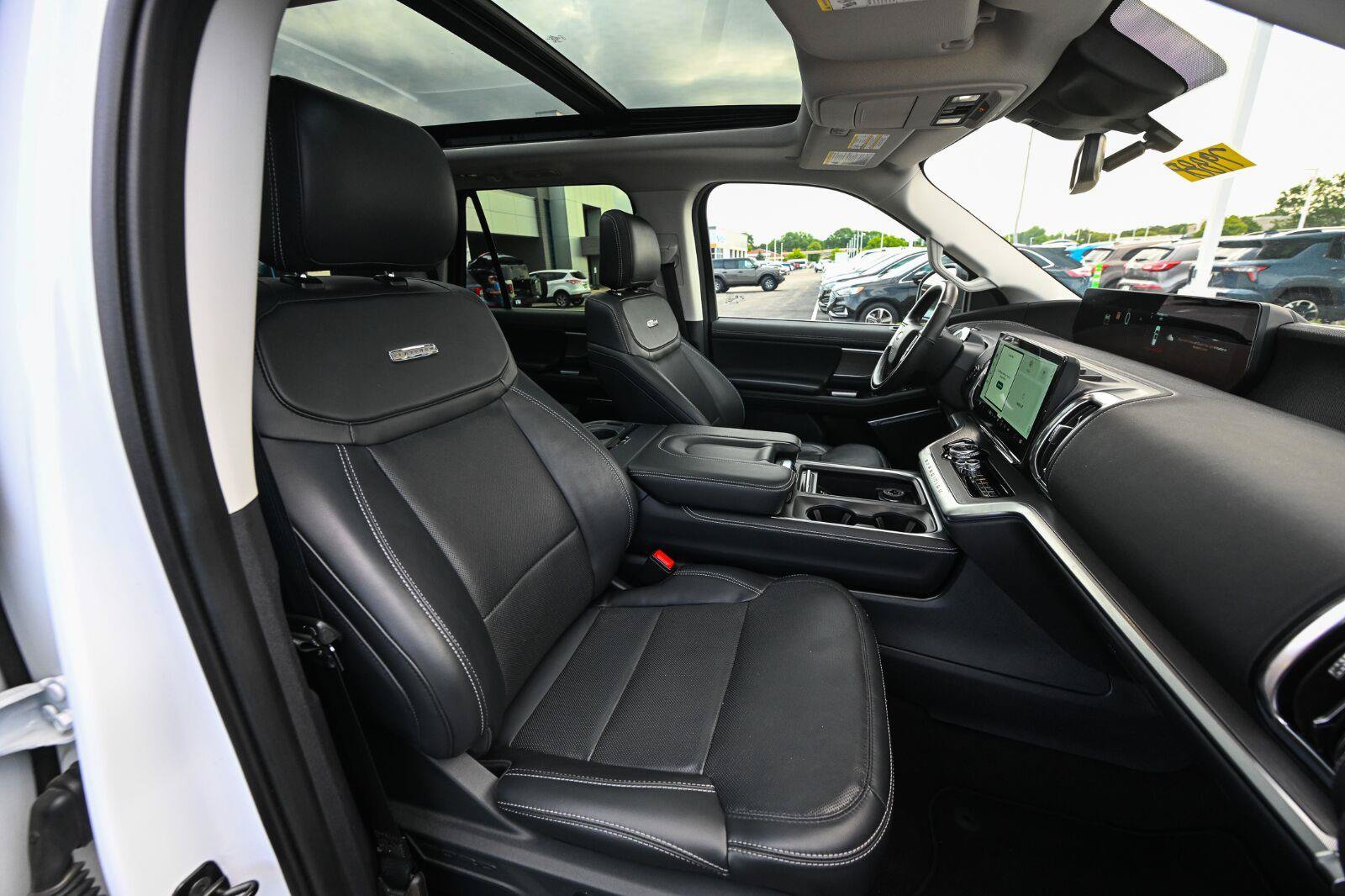 Certified 2025 Ford Expedition Max Platinum AWD/4WD image 26