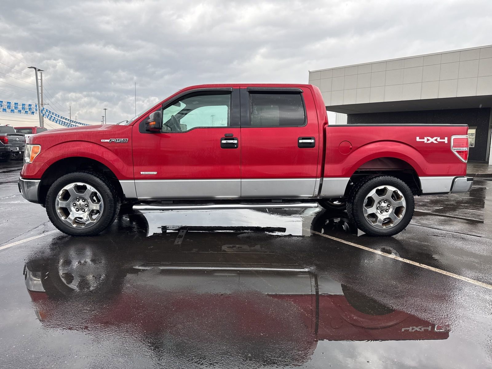 Used 2011 Ford F150 XLT w/ XLT Chrome Pkg image 6