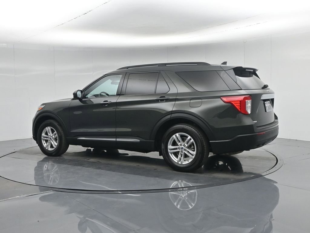 Used 2022 Ford Explorer XLT image 7