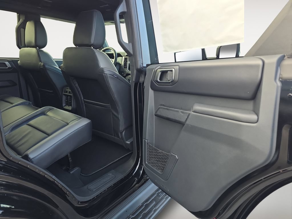 New 2025 Ford Bronco Outer Banks AWD/4WD image 11