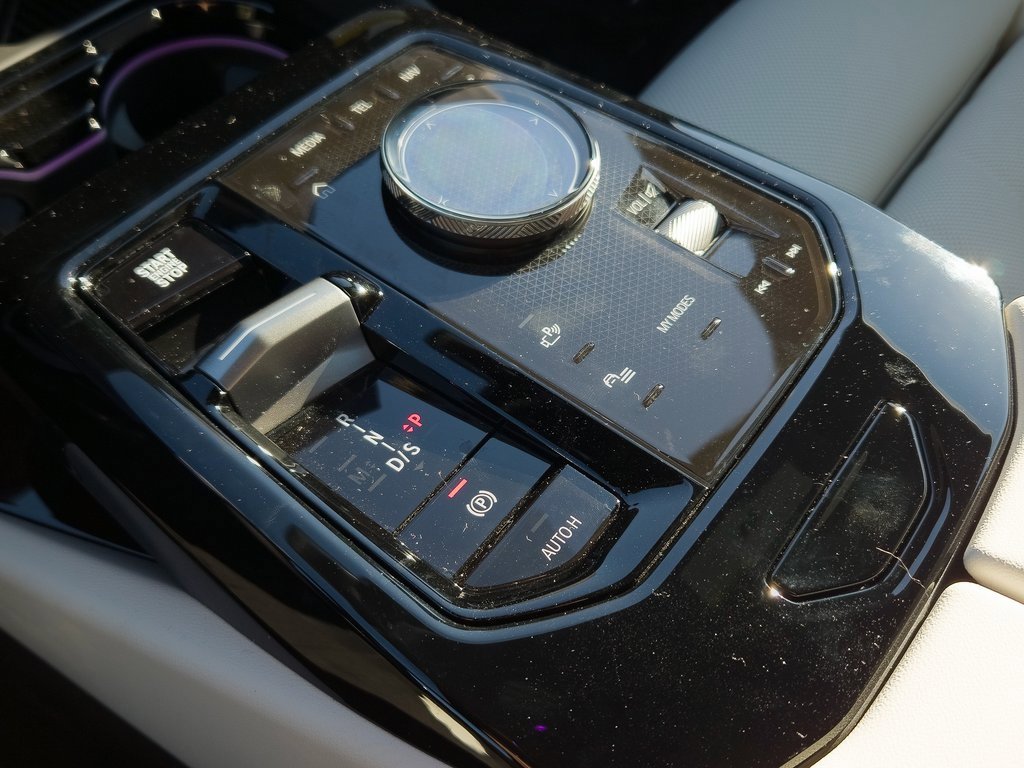 New 2026 BMW 530i w/ M Sport Package image 12