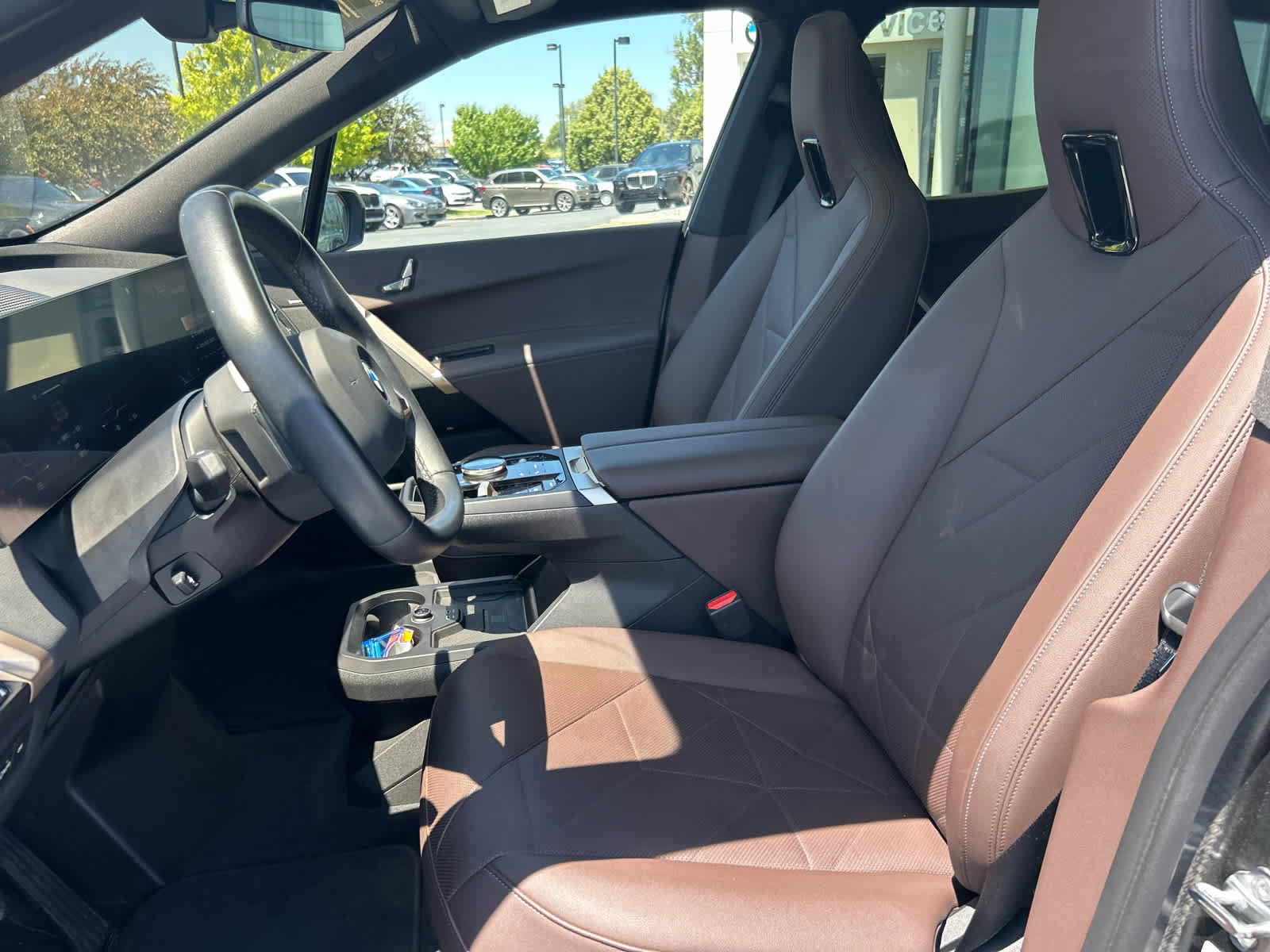 Certified 2023 BMW iX xDrive50 w/ Convenience Package image 23