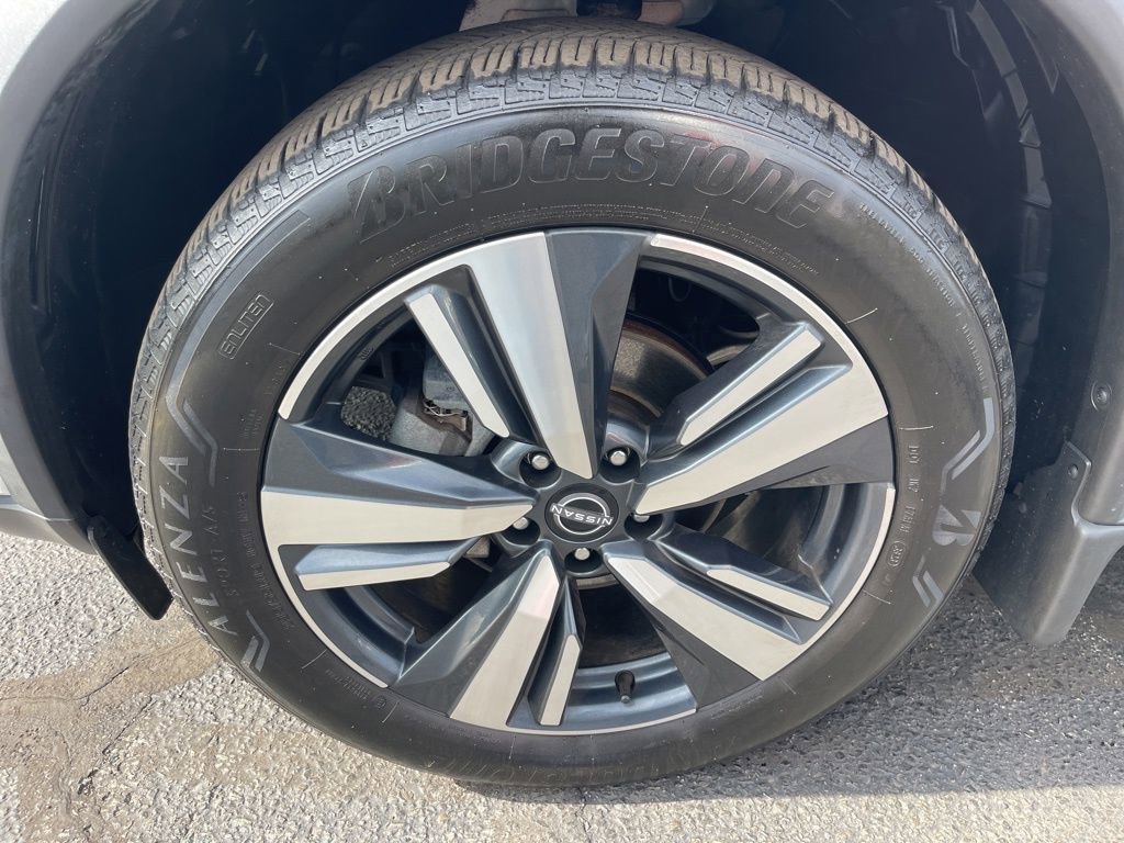 Certified 2023 Nissan Rogue SL w/ SL Premium Package image 26