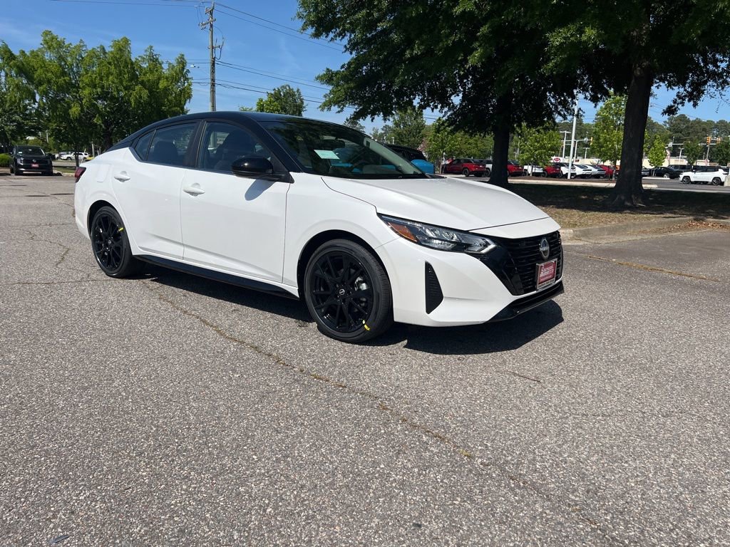 New 2025 Nissan Sentra SR w/ Midnight Edition image 6