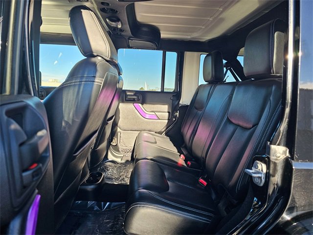 Used 2015 Jeep Wrangler Unlimited Sahara w/ Max Tow Package image 17