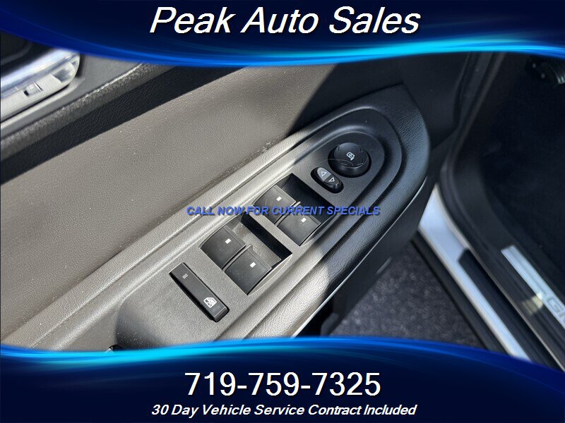 Used 2012 GMC Acadia SLT AWD/4WD image 14
