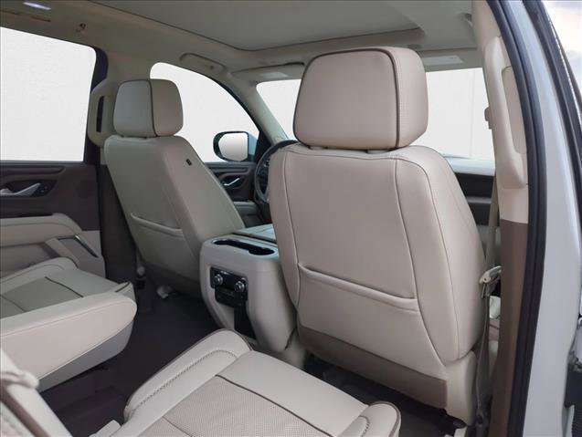 Used 2022 GMC Yukon XL Denali image 21