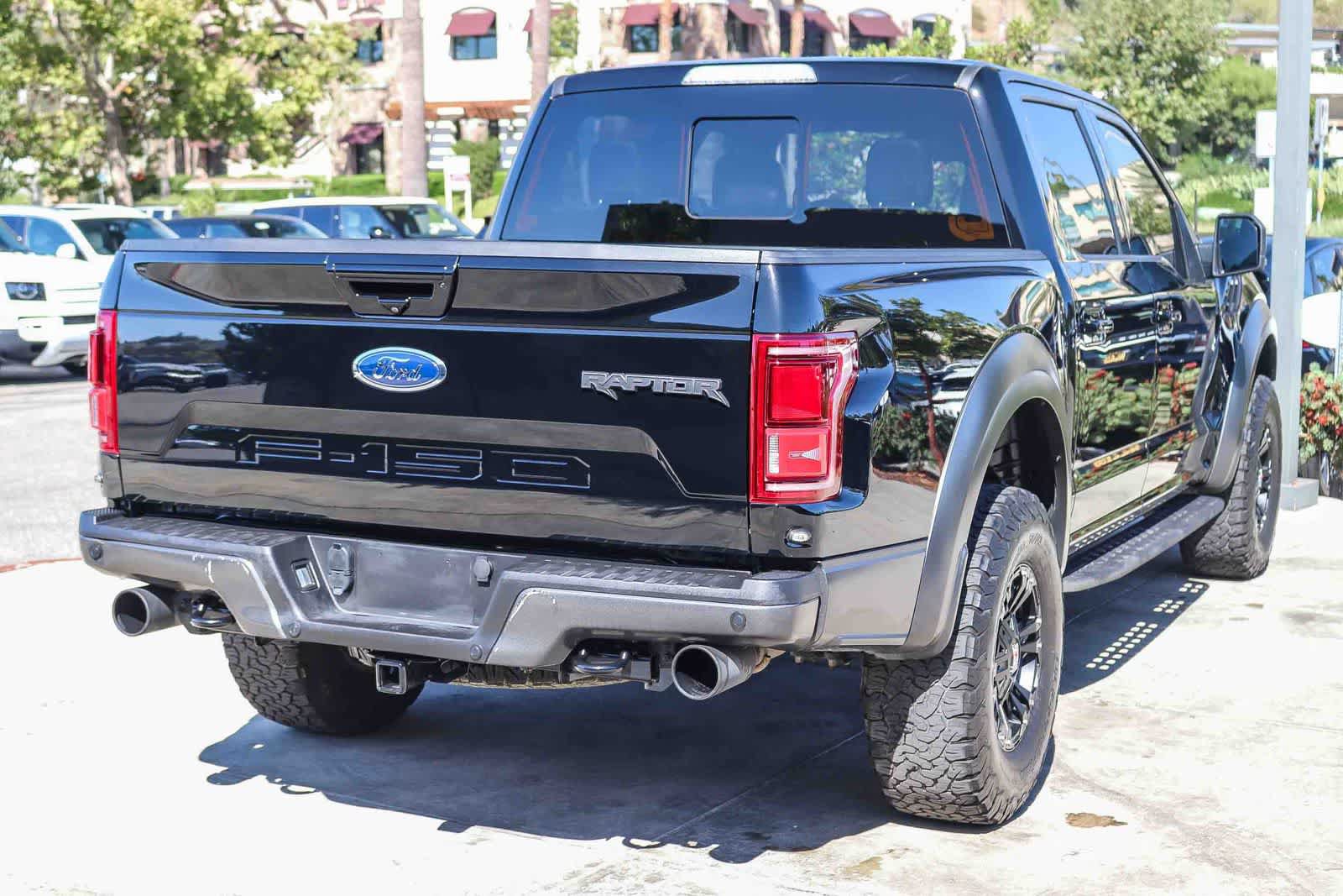 Used 2018 Ford F150 Raptor w/ Equipment Group 802A Luxury AWD/4WD image 6