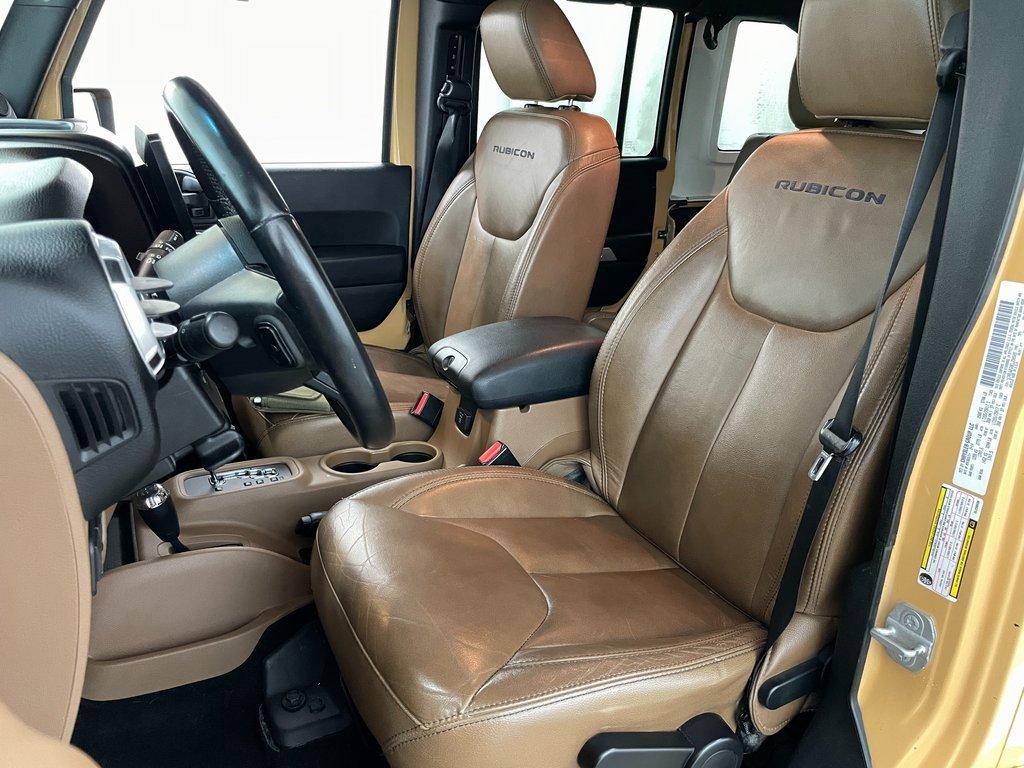 Used 2014 Jeep Wrangler Unlimited Rubicon image 16