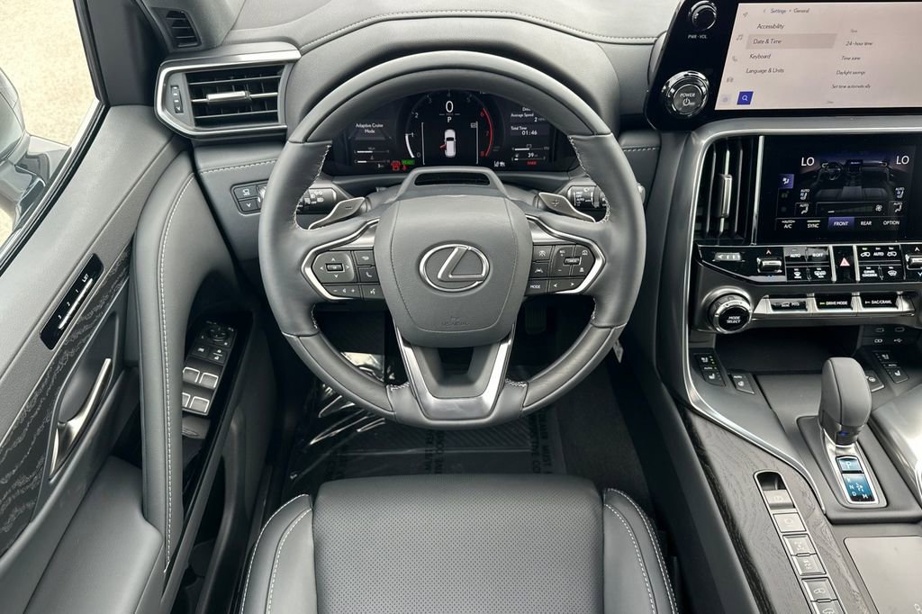 New 2026 Lexus LX 700h Luxury image 14