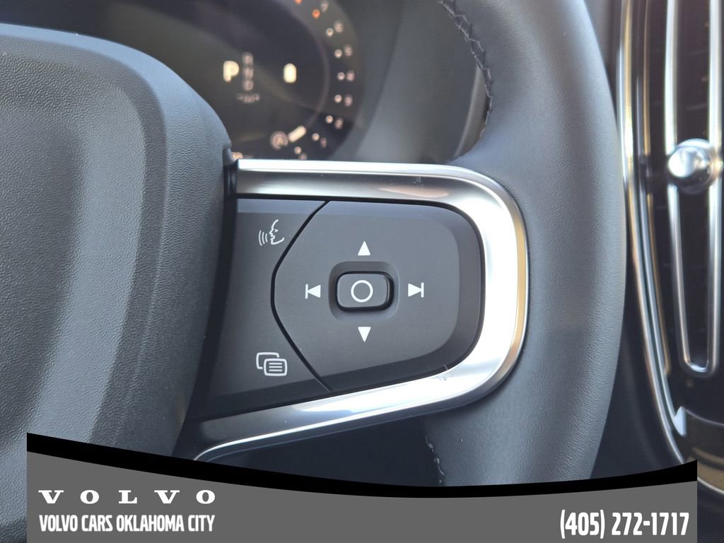 New 2026 Volvo XC40 B4 Core w/ Protection Package Premier image 28