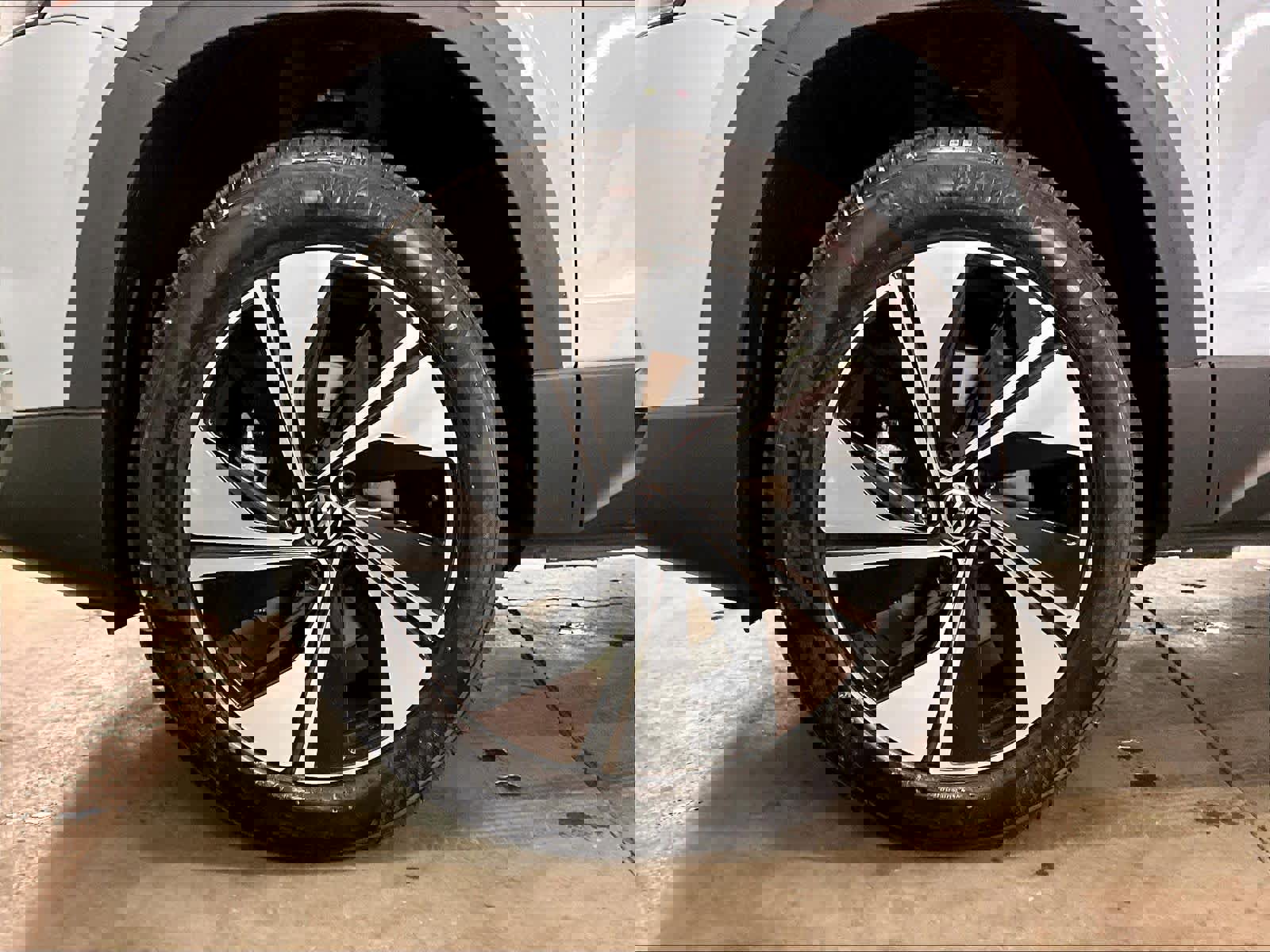 New 2026 Volkswagen Taos SE image 14