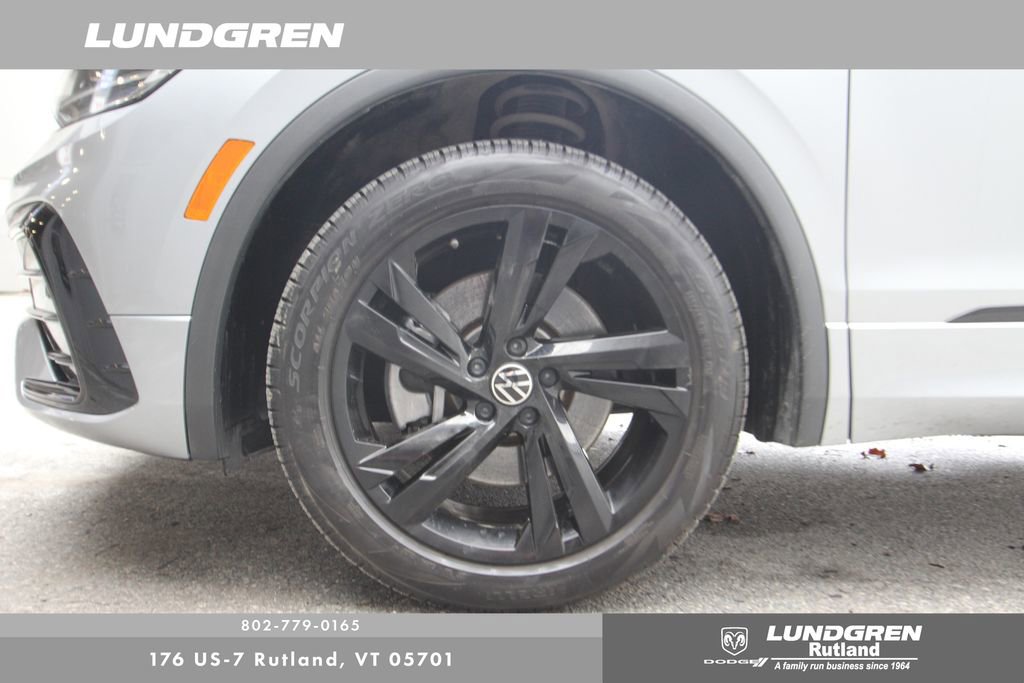 Used 2023 Volkswagen Tiguan SE R-Line image 51