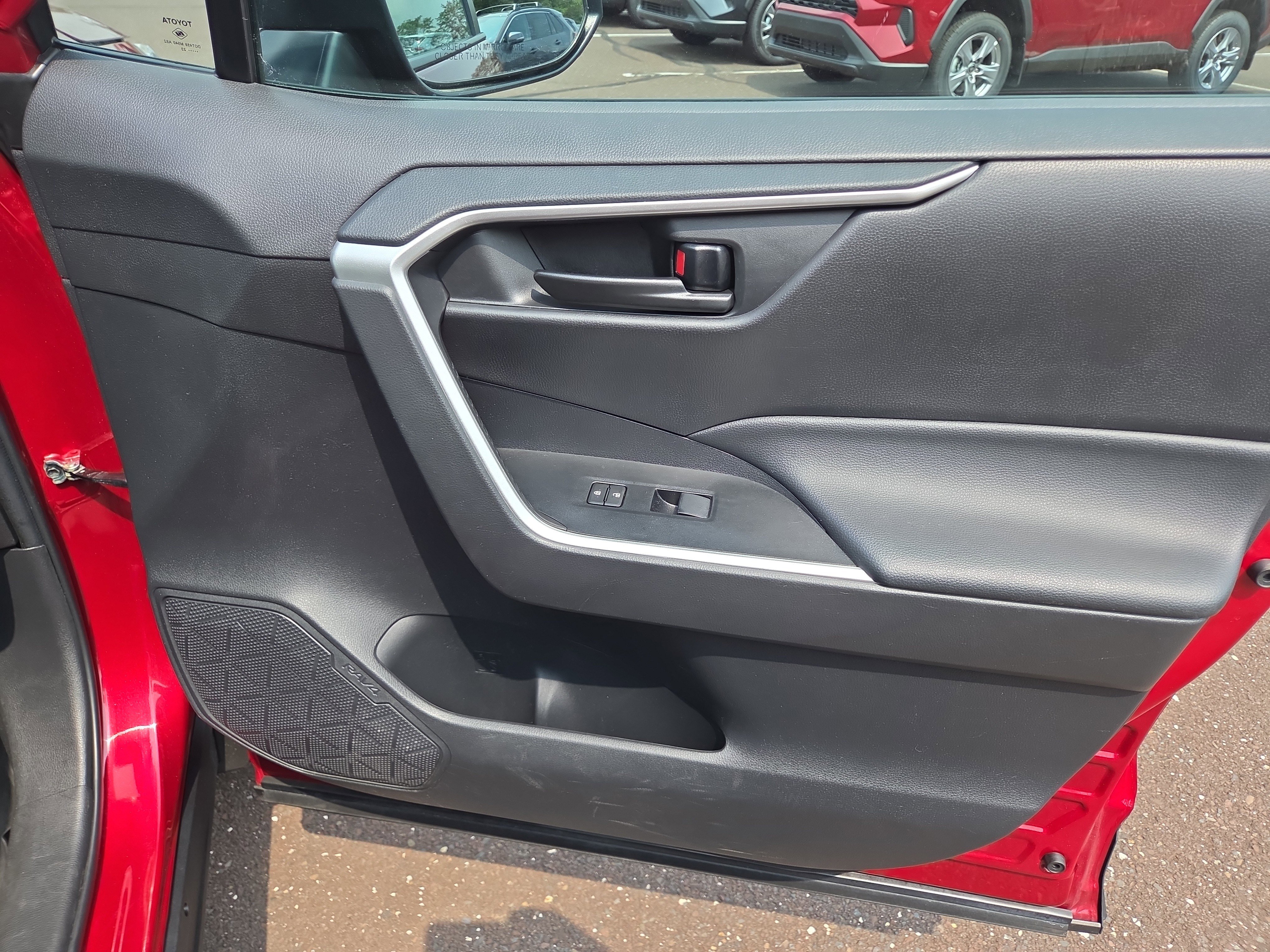 Certified 2023 Toyota RAV4 LE image 17