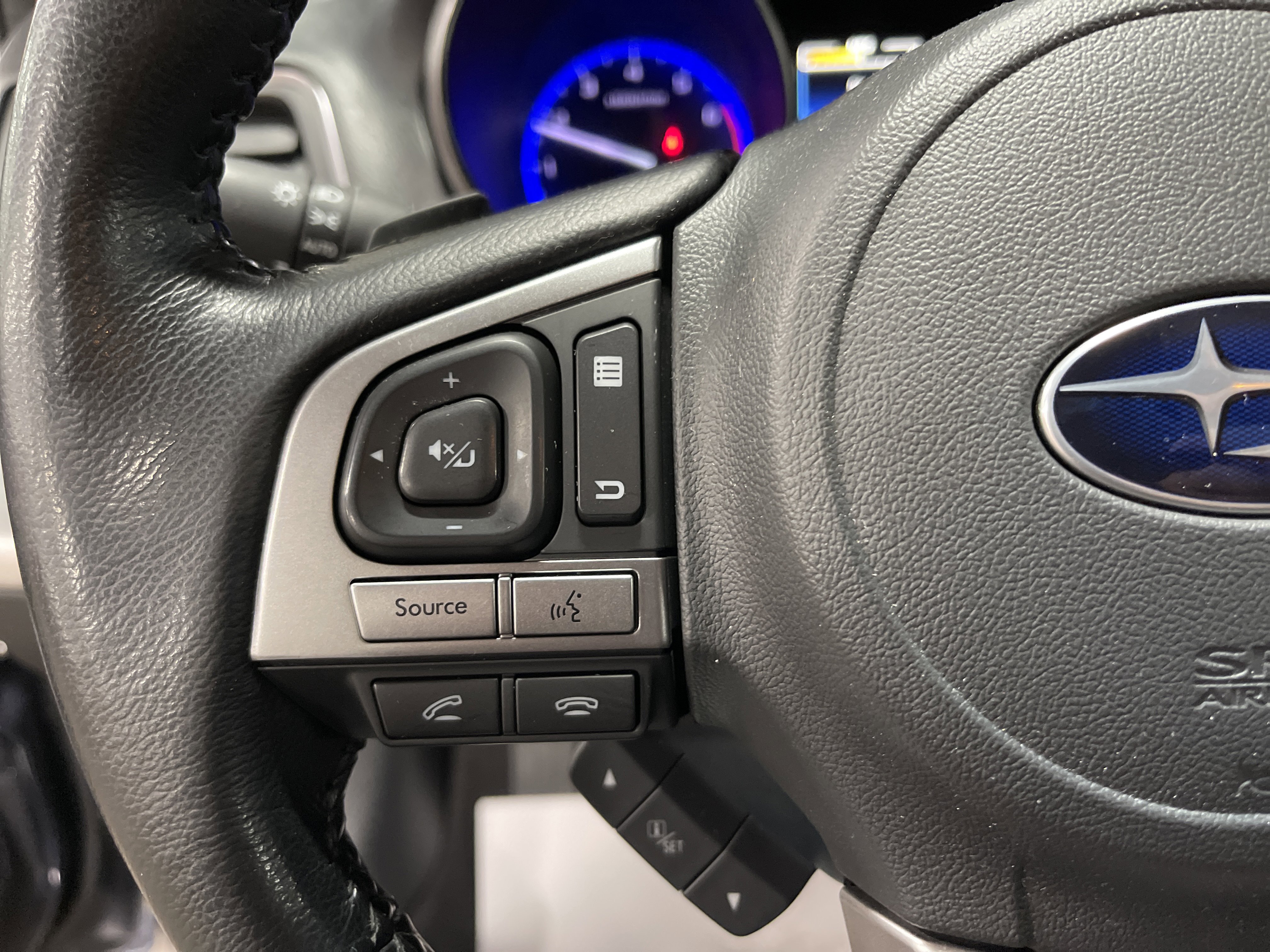 Used 2016 Subaru Outback 2.5i Limited w/ Protection Package #1 image 17