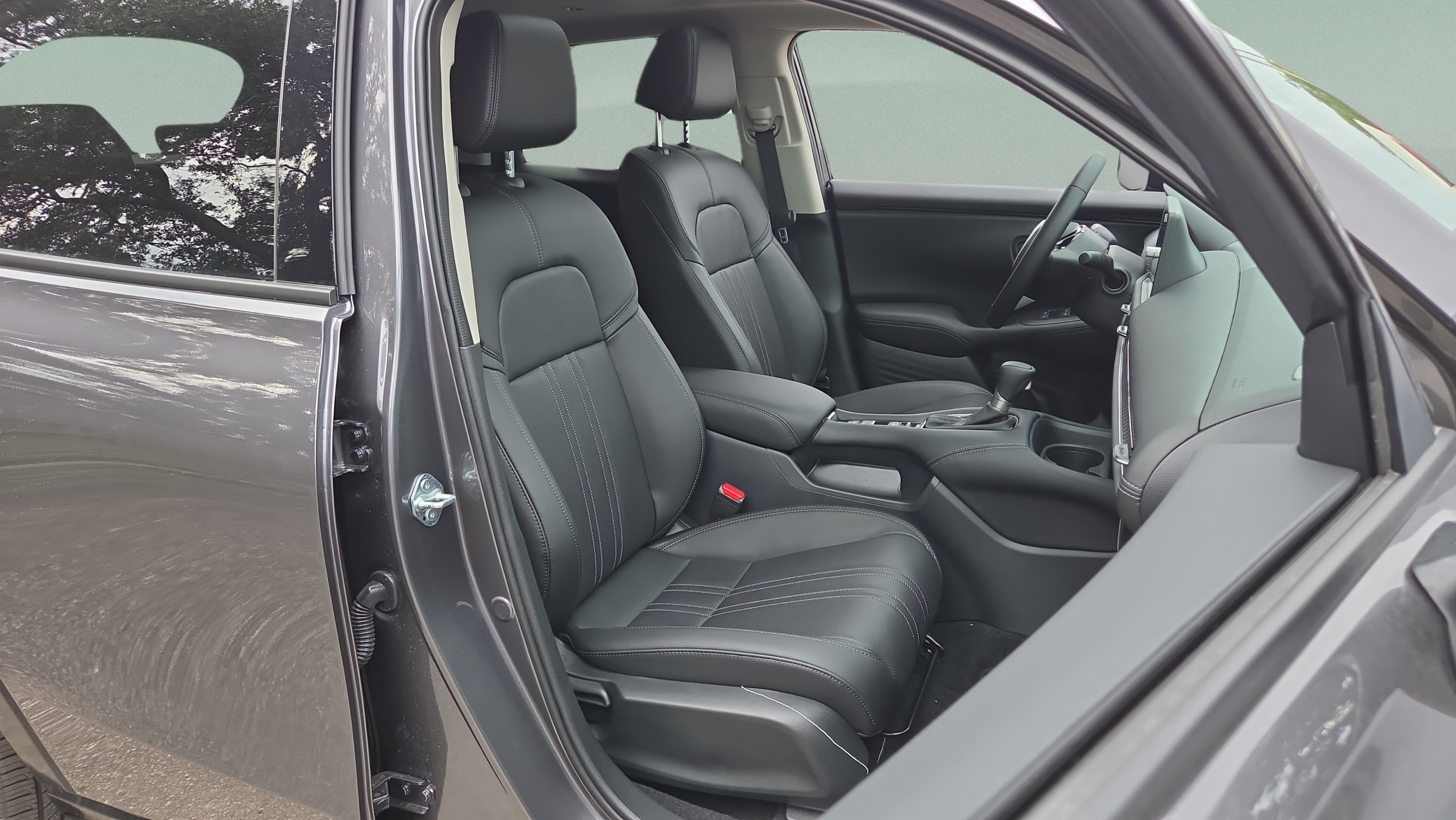 New 2027 Honda HR-V EX-L image 17