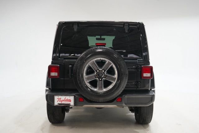 Used 2022 Jeep Wrangler Unlimited Sahara image 6
