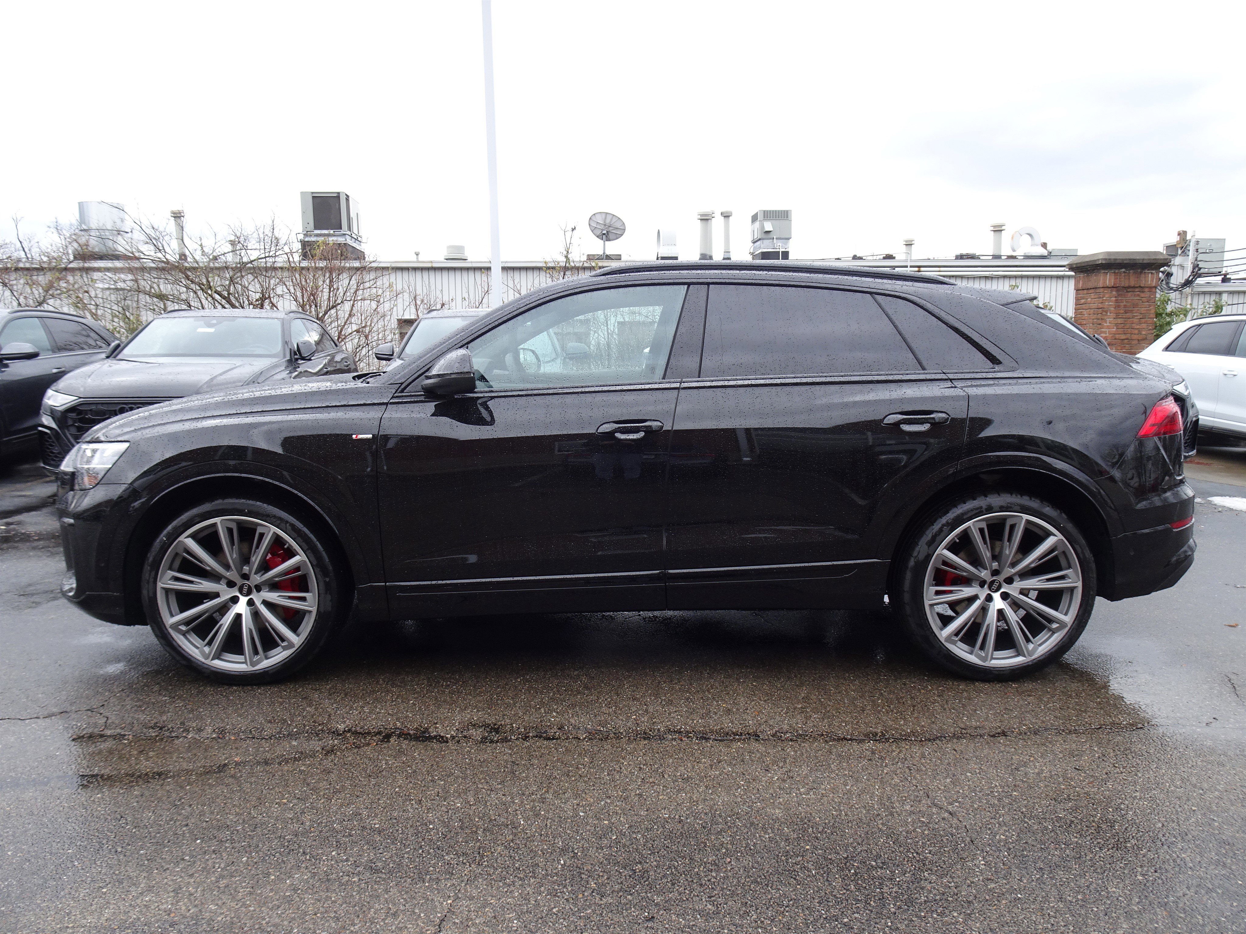 New 2026 Audi Q8 Prestige image 2