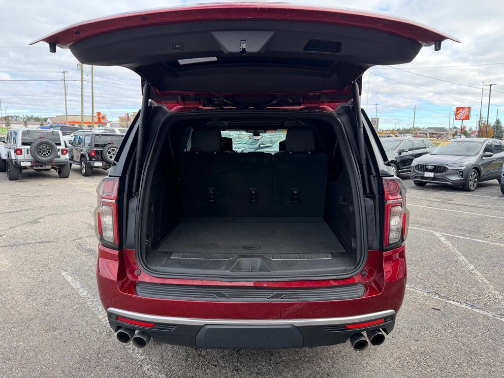 Used 2021 Chevrolet Suburban High Country AWD/4WD image 41