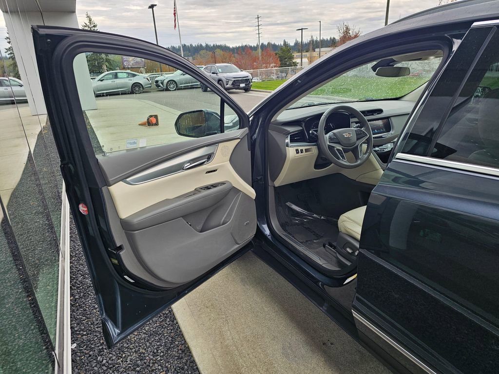 Used 2019 Cadillac XT5 Luxury image 18