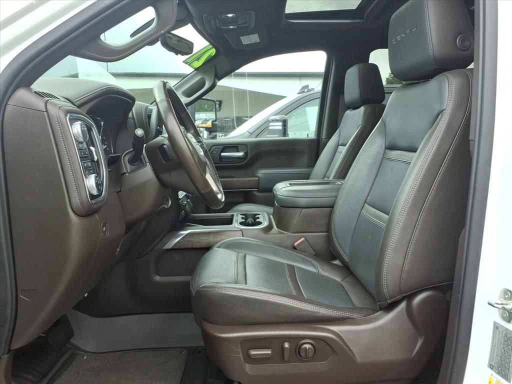 Used 2021 GMC Sierra 2500 Denali w/ Denali Ultimate Package AWD/4WD image 17