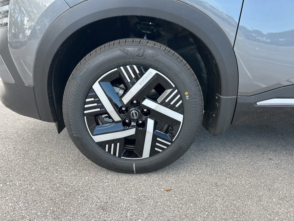 New 2026 Nissan Kicks SV w/ SV Premium Package FWD image 49