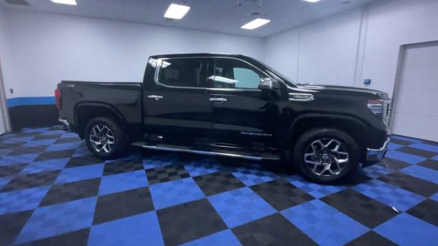 Used 2024 GMC Sierra 1500 SLT w/ SLT Premium Plus Package image 2
