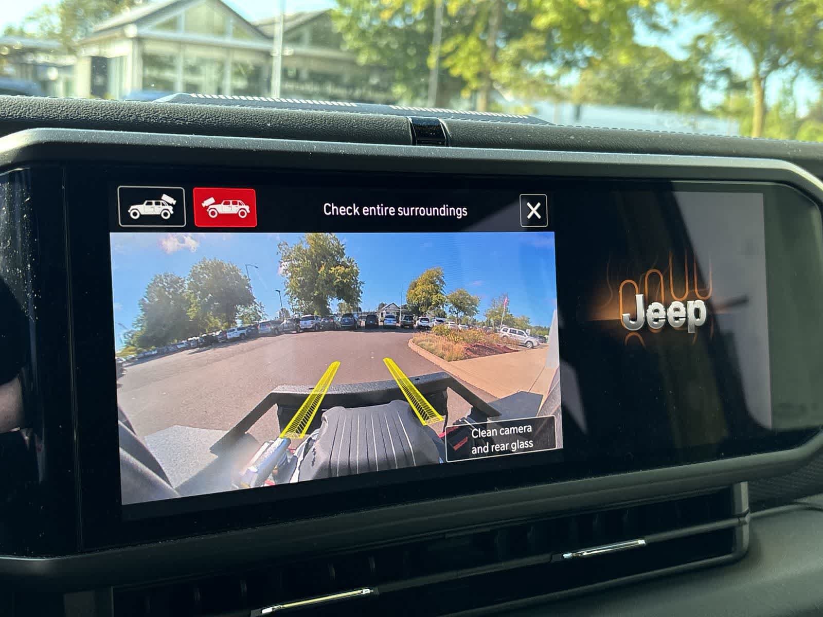 Used 2024 Jeep Wrangler Unlimited Rubicon w/ Technology Group AWD/4WD image 22