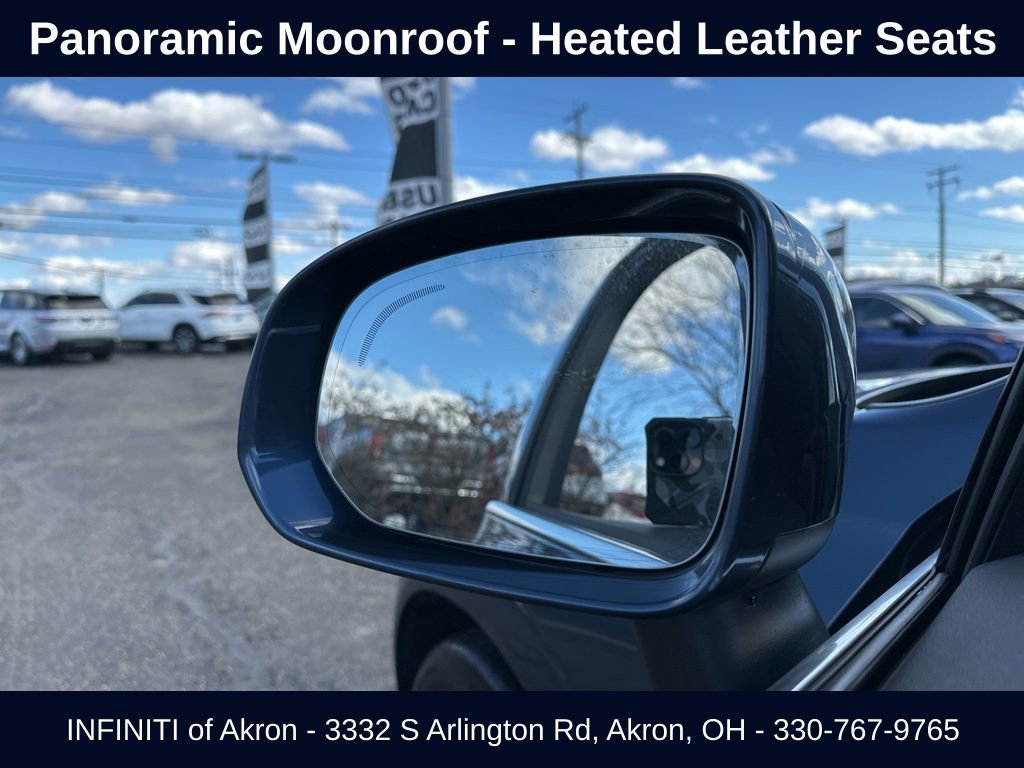 Used 2022 Volvo XC60 B5 Momentum w/ Advanced Package image 3