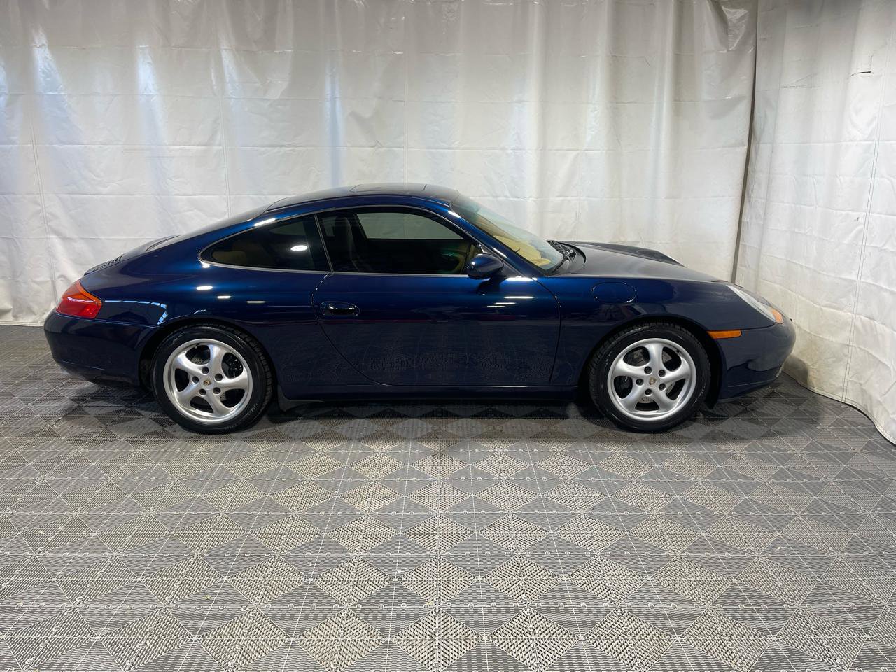 Used 1999 Porsche 911 Carrera image 9