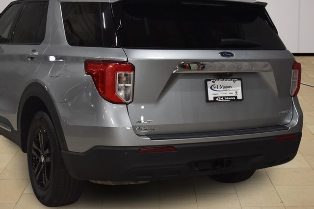 Used 2024 Ford Explorer XLT w/ Class IV Trailer Tow Package AWD/4WD image 36
