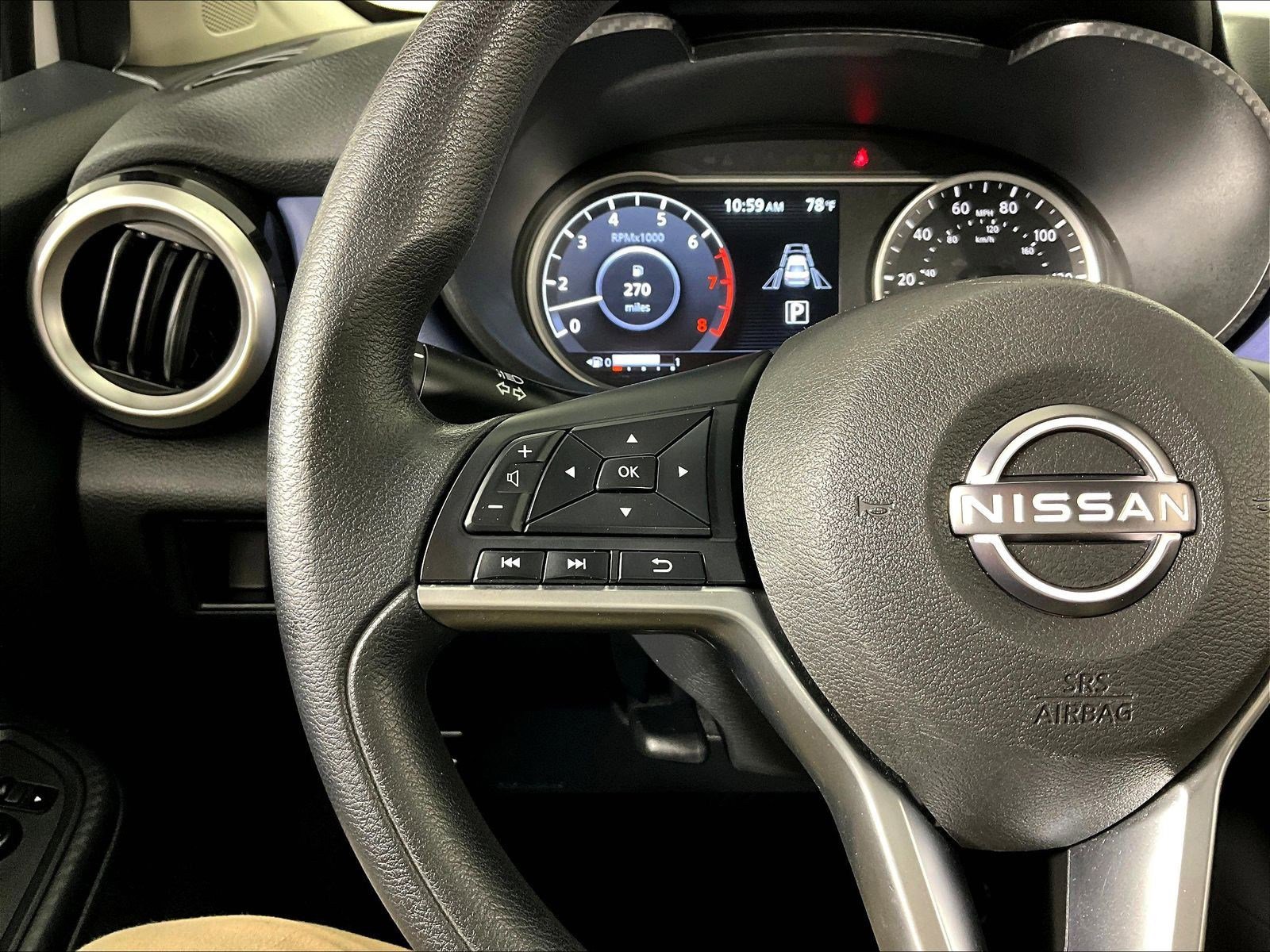 Certified 2023 Nissan Versa SV FWD image 11