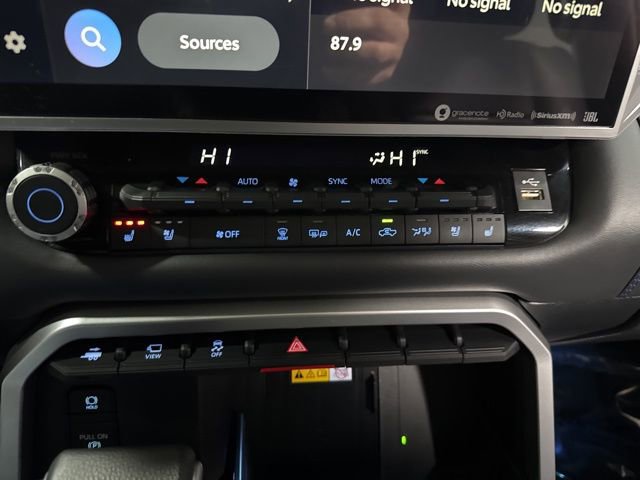 Used 2024 Toyota Tundra Platinum image 22