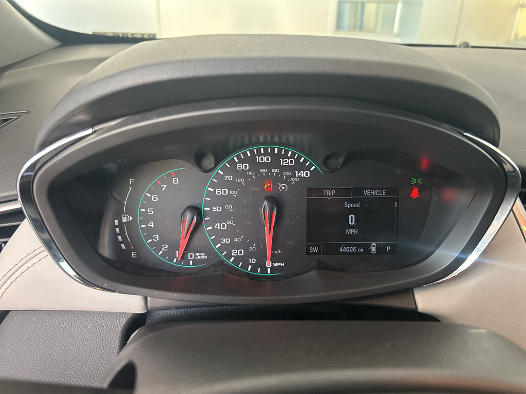 Used 2022 Chevrolet Trax LS w/ Tint and Cruise Package image 15