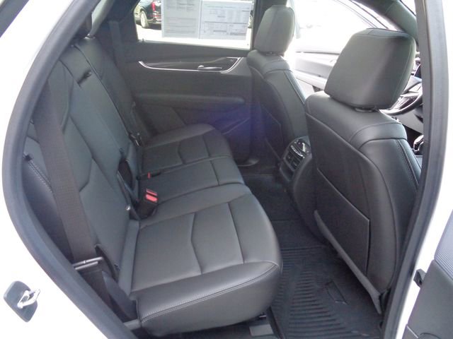 Certified 2023 Cadillac XT5 Sportv w/ Technology Package image 15