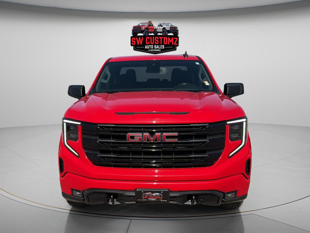 Used 2023 GMC Sierra 1500 Elevation AWD/4WD image 2