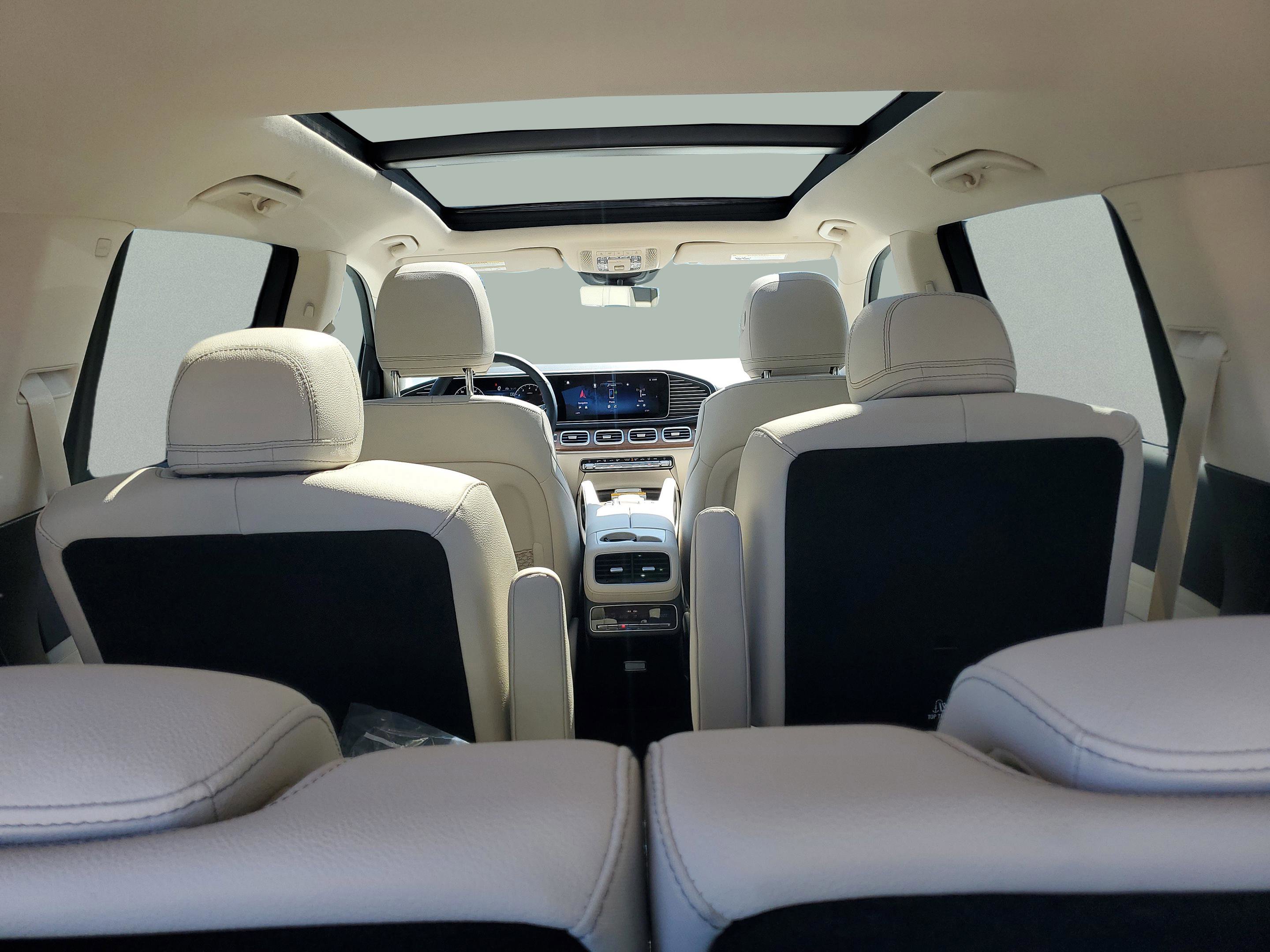 Used 2026 Mercedes-Benz GLS 450 4MATIC image 6