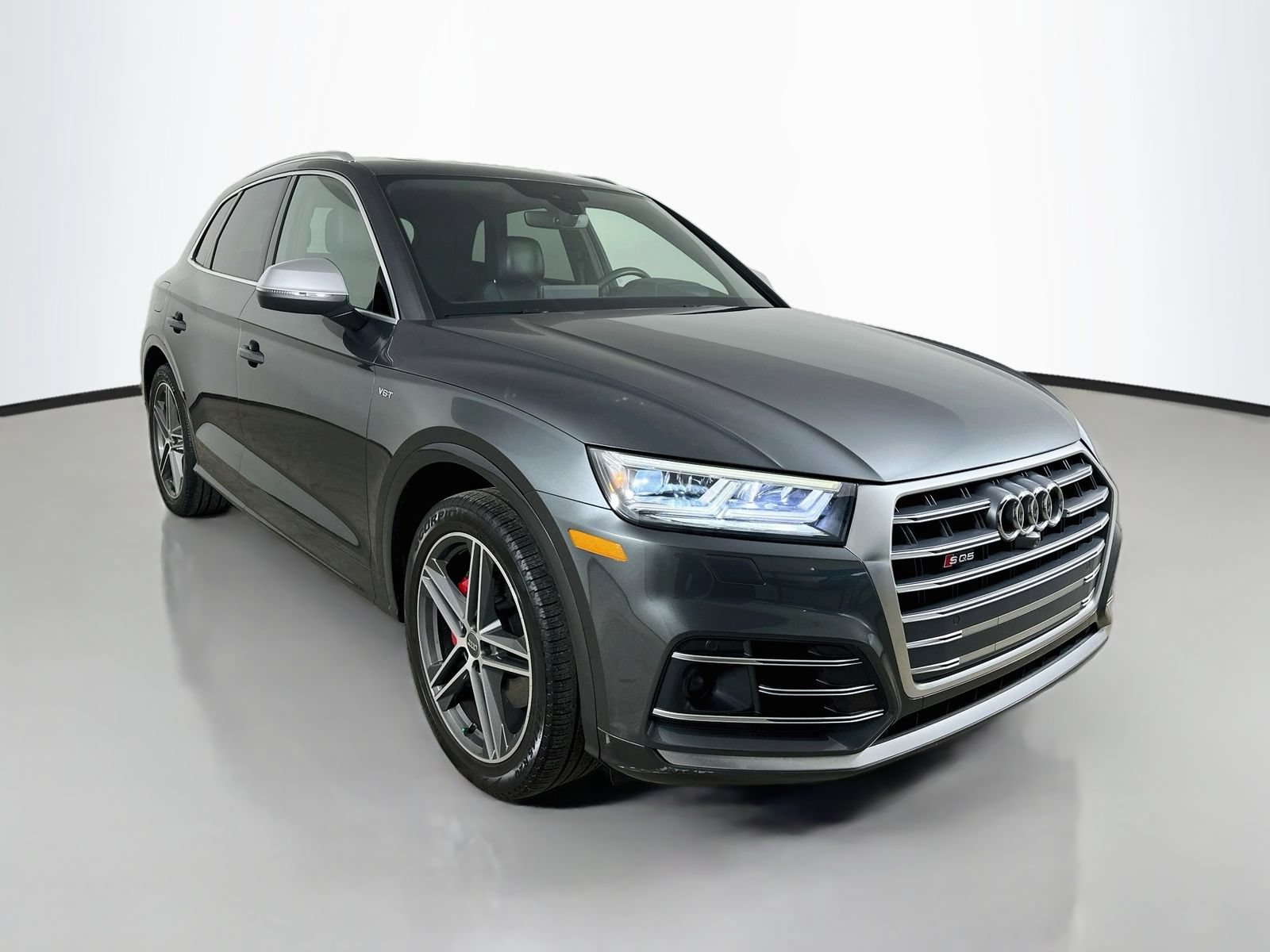 Used 2018 Audi SQ5 Prestige w/ Prestige Package AWD/4WD image 3